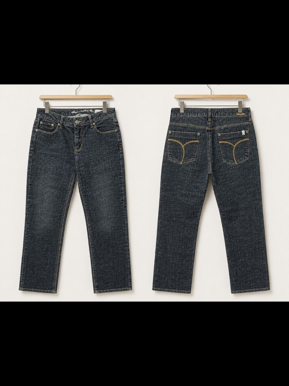 Woman Dark Wash Blue Straight-Leg Jeans W31 L32
